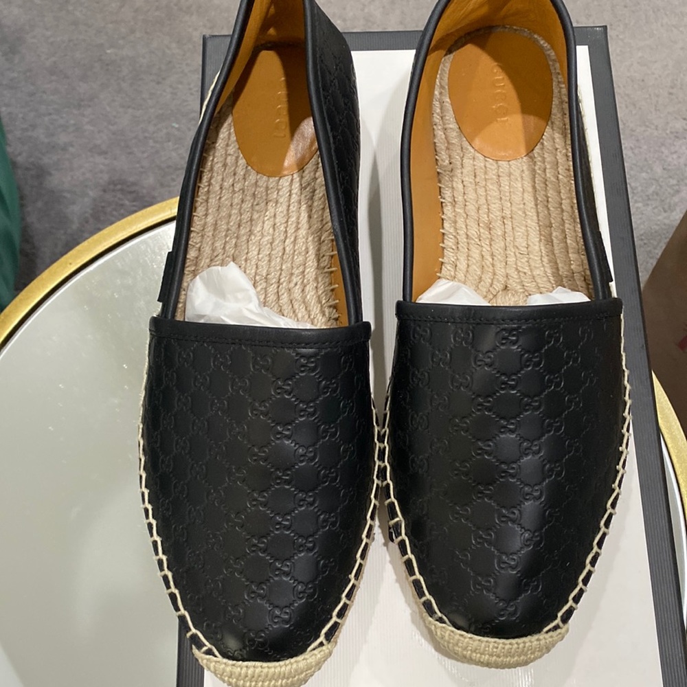 ✨✨Never Worn Gucci Espadrilles✨🌪️